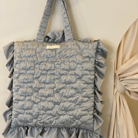 【 ritsu 予約 】Sazanka quilted satin pillow bag -2026年9月～11月発送予定-