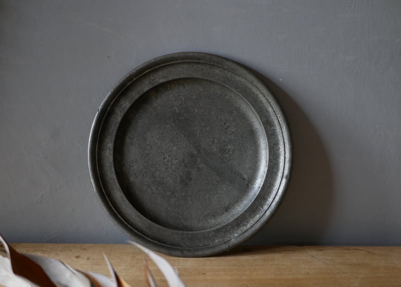 ピュータープレート フランスアンティーク アンティークのある暮らし