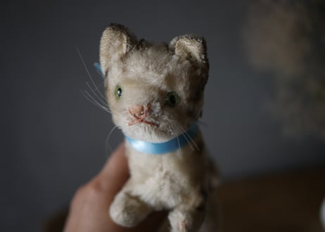 シュタイフ　ドイツヴィンテージ　猫　ねこ　アンティークのある生活　ぬいぐるみ