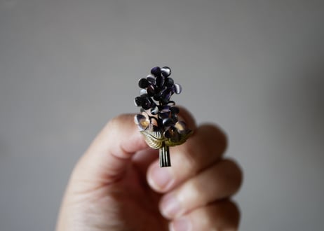 パープルの花束　ヴィンテージブローチ　フランスヴィンテージ　ブロカントのある生活