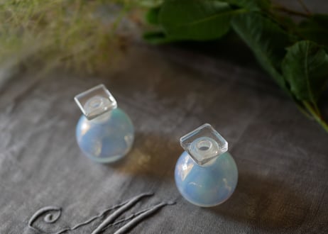 Opalin glass