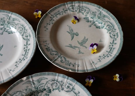 GIEN  ”Marie-Antoinette" plate