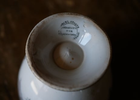 creil et montereau　クレイユモントロー　珍しい形のカップ　フランスアンティーク