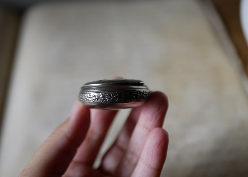 純銀 プドリエ ピルケース フランスアンティーク アンティークのある