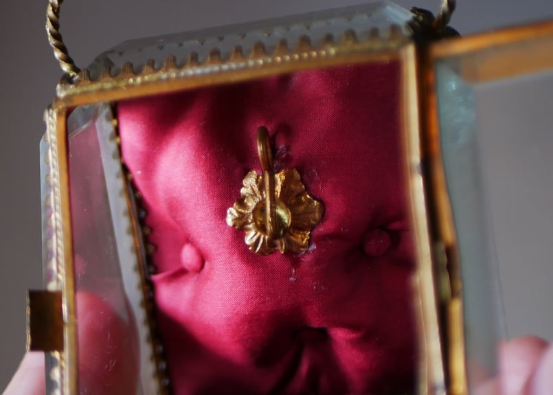 オルモル　懐中時計用　ジュエリーケース　フランスアンティーク アンティーク オルモル 懐中時計用 ジュエリーケース フランスアンティーク