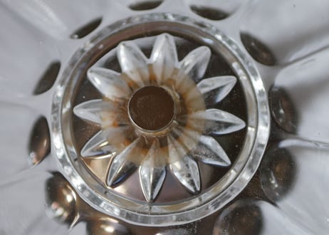 no.6 glass holder