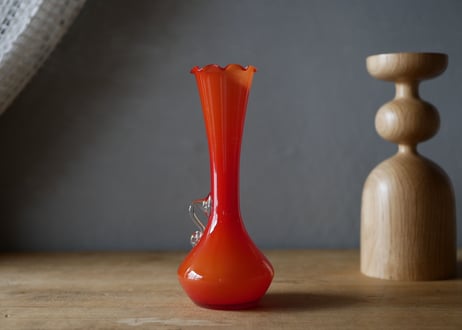 no.4 　オパリンガラス　フラワーベース　フランスヴィンテージ　ブロカントのある暮らし
