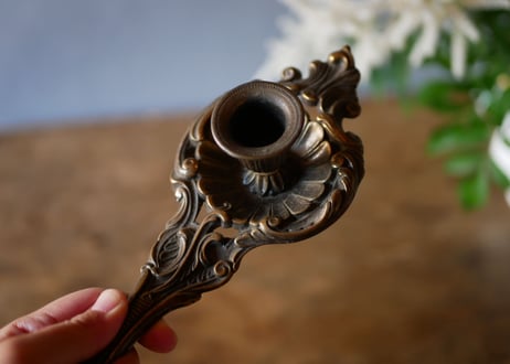 Candle holder