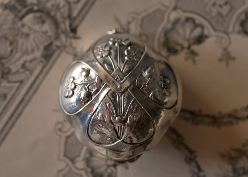 フランスアンティーク　ブロカント　ハットピンケース ハットピン 馬 ホース フランスアンティーク アンティークピン