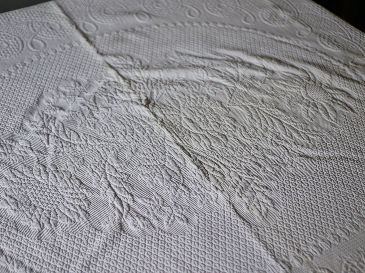 Pique de Marseille, Bed cover | mamantique Pique de Marseille, Bed cover | mamantique