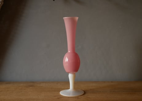 オパリンガラス　フラワーベース　PINK　フランスヴィンテージ　ブロカント