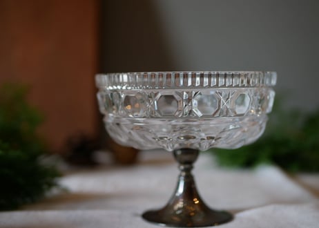 no.6 glass holder