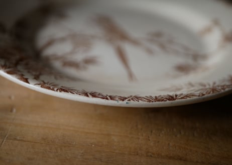 GIEN　ツバメのブラウンプレート１　”PROVENÇAL“　ジアン　フランスアンティーク