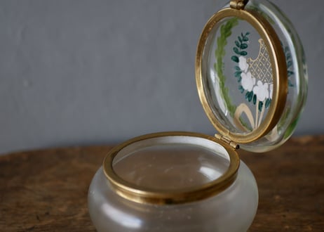 bouquet, glass case