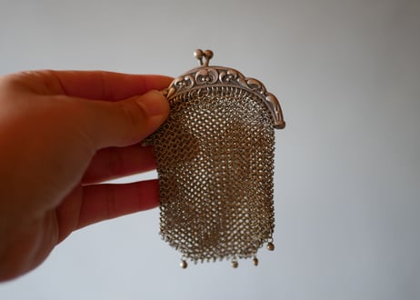 Coin purse, Châtelaine