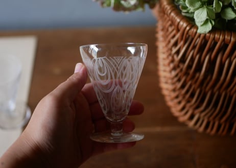 St-Luis antique glass