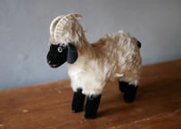 シュタイフ　アンティーク　ヤギ　Steiff　”Mountain Sheep Snucki”
