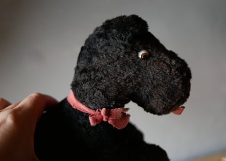 ベロを出した黒いワンちゃん　ぬいぐるみ　フランスアンティーク