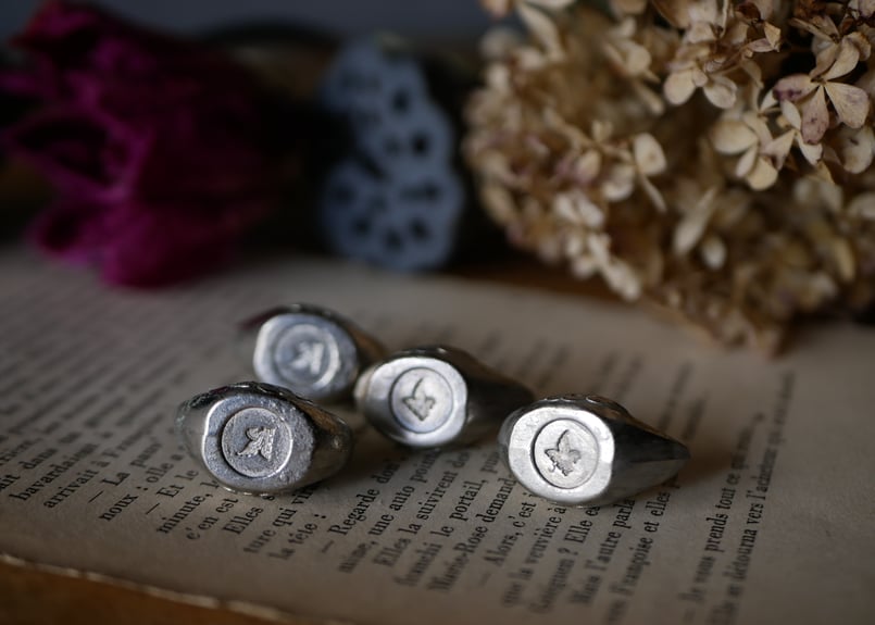 【お65】16 フランス　アンティーク　スワン　カード立て　蚤の市 白鳥 スワン 刻印あり カードホルダー フランスヴィンテージ