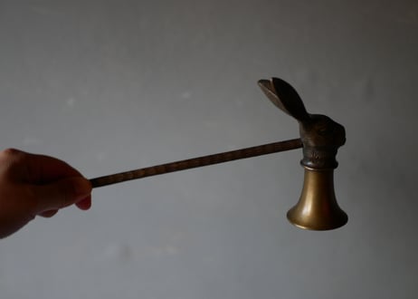 candle snuffer