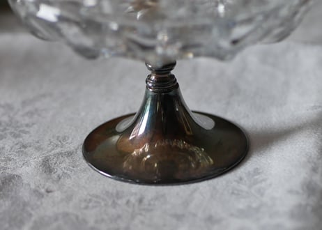 no.6 glass holder