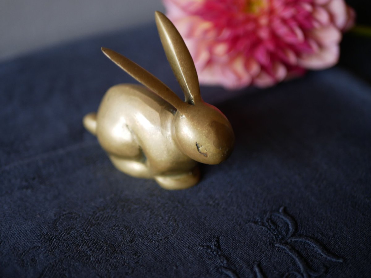 ブロンズ製 ウサギの置物 フランスヴィンテージ | mamantique