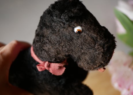 ベロを出した黒いワンちゃん　ぬいぐるみ　フランスアンティーク