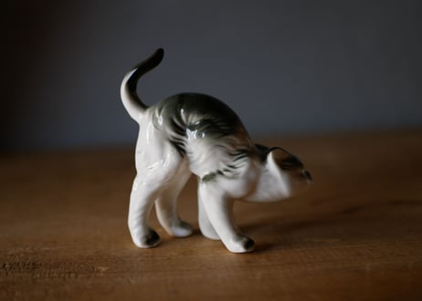 ダークグリーン　陶器の猫　フランスヴィンテージ　ブロカント