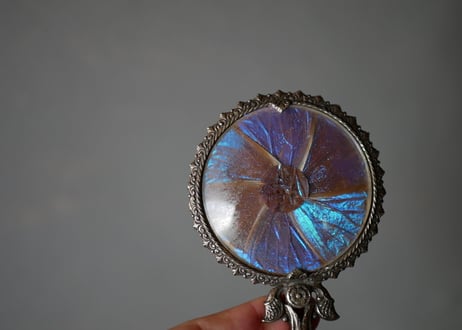 Hand mirror of Morpho