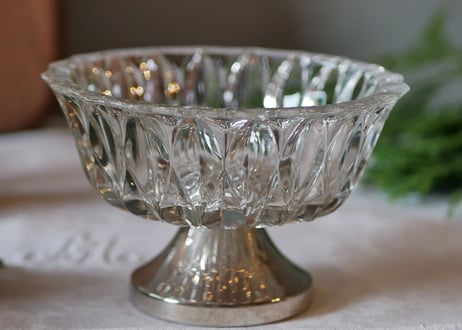 no.4 glass holder