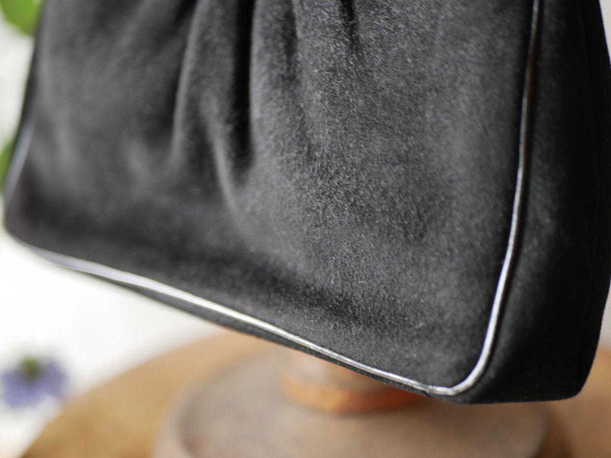 ノワールの素敵なバッグ フランスアンティーク ブロカント