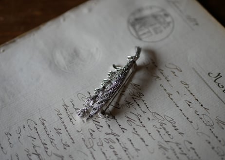 muguet brooch