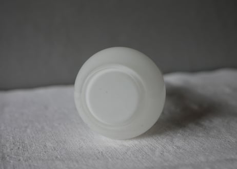 オパリンガラス 　フラワーベース　フランスヴィンテージ