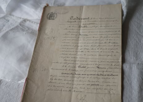 フランスアンティークの公文書  A