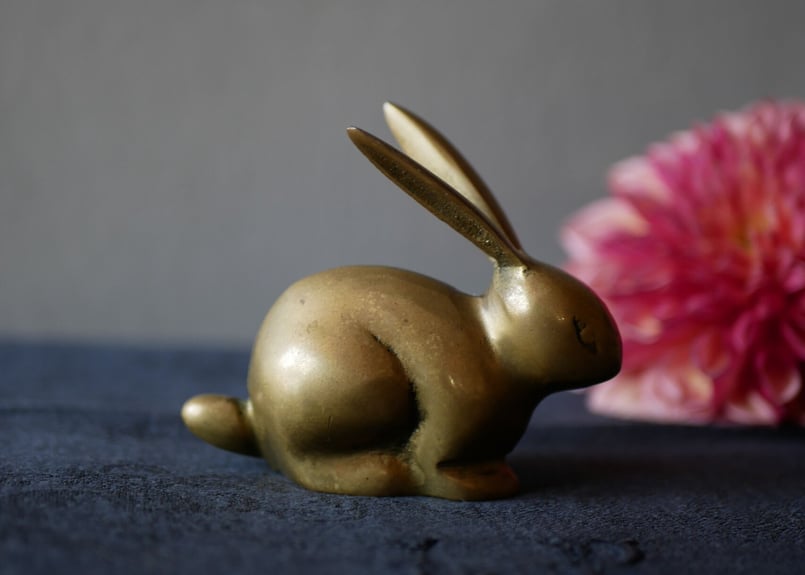 ブロンズ製 ウサギの置物 フランスヴィンテージ | mamantique