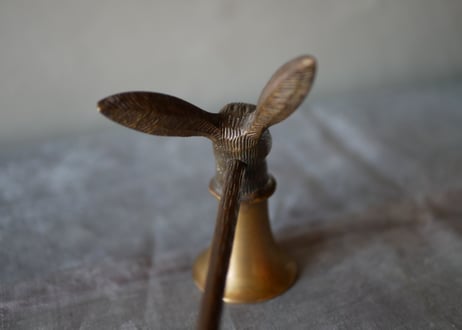 candle snuffer