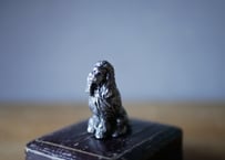 no.1 犬のフィギュリン　ピューター　フランスヴィンテージ　ブロカント