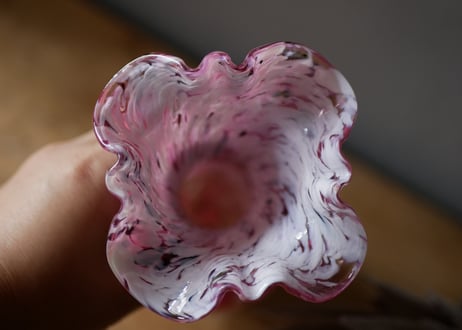 クリシー　オパリンガラス　フラワーベース　花器　ブロカント　フランスアンティーク