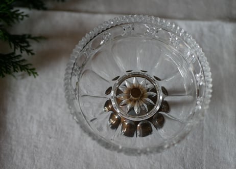 no.6 glass holder