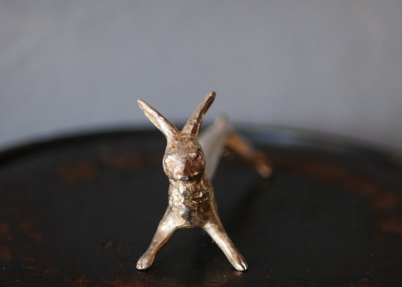 ウサギ カトラリーレスト フランスアンティーク ブロカントのある