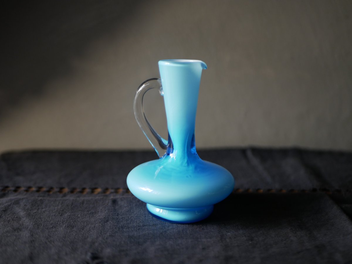 ブルーの小さな花器 花瓶 フラワーベース フランスヴィンテージ