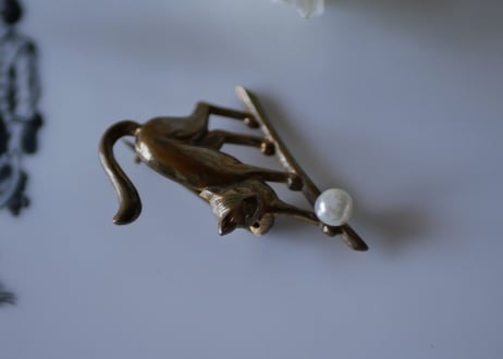 【M様 御予約品】猫ブローチ　フランスアンティーク
