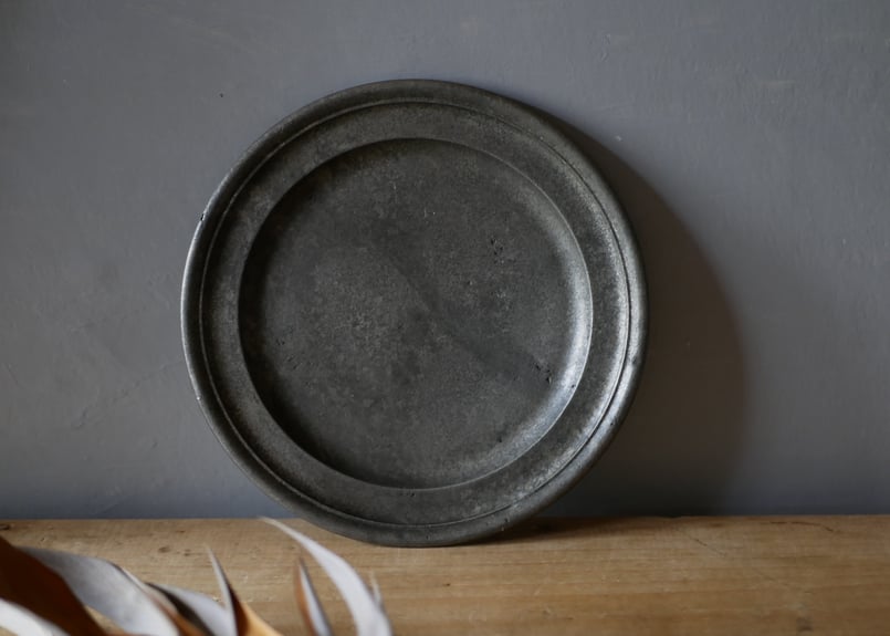 ピュータープレート フランスアンティーク アンティークのある暮らし