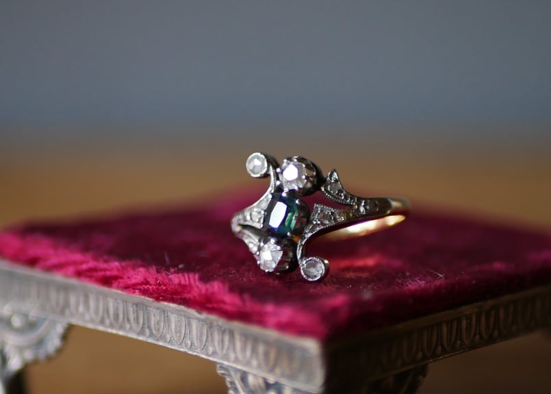 フランスのアンティークリング　19号 FR-39】 K18 オパール アールヌーヴォー トンボ アンティーク