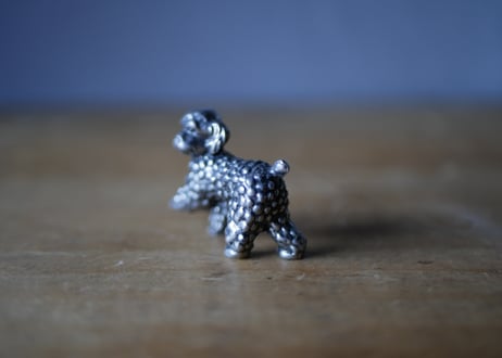 no.3 犬のフィギュリン　ピューター　フランスヴィンテージ　ブロカント