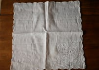 handkerchief   F