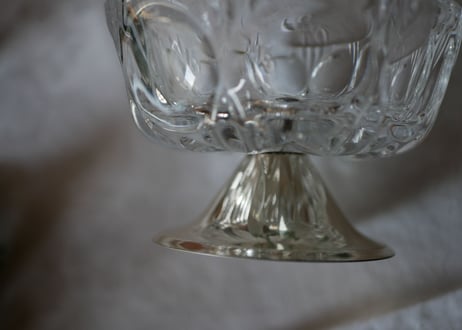 no.2 glass holder