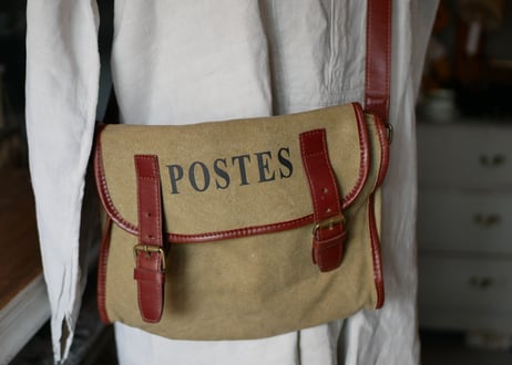 POSTES  vintage ショルダーバッグ　フランスの郵便配達員　フランスアンティーク