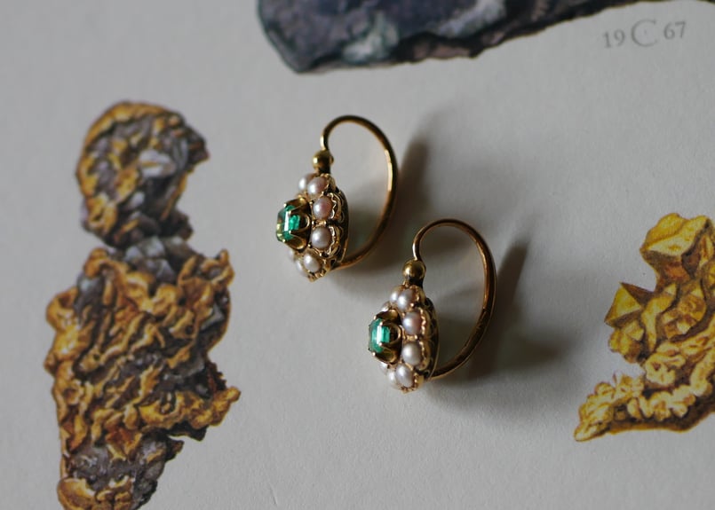 FE-13】天然エメラルドと真珠のピアス K18 アンティークピアス