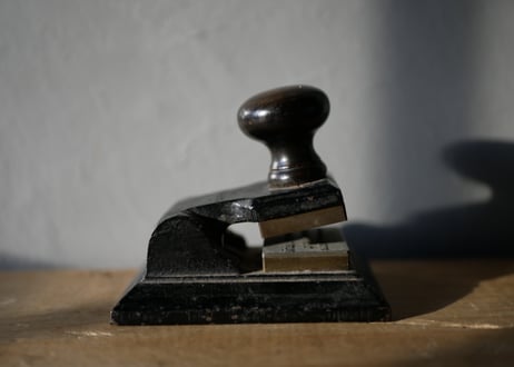 エンボッサー　ブルターニュ地方のHOTEL の古いスタンプ　フランスアンティーク　アンティークのある生活　ブロカント